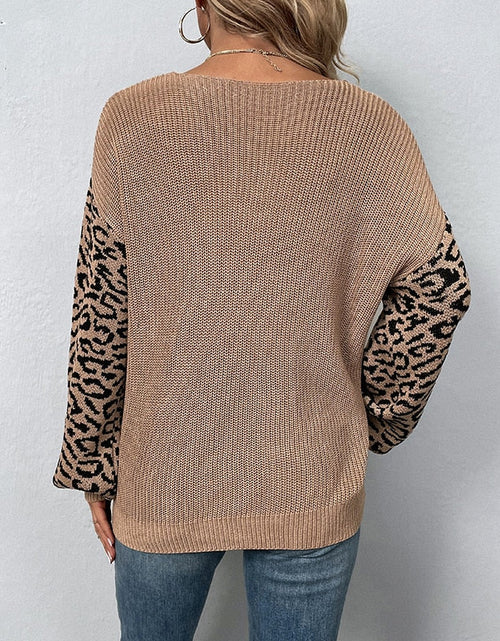 Load image into Gallery viewer, Leopard Print Knitted Sweaters
