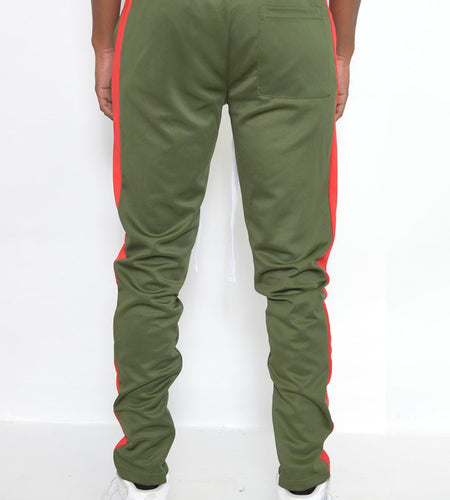 CLASSIC SLIM FIT TRACK PANTS