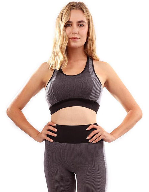 Load image into Gallery viewer, Arleta Seamless Sports Bra - Black
